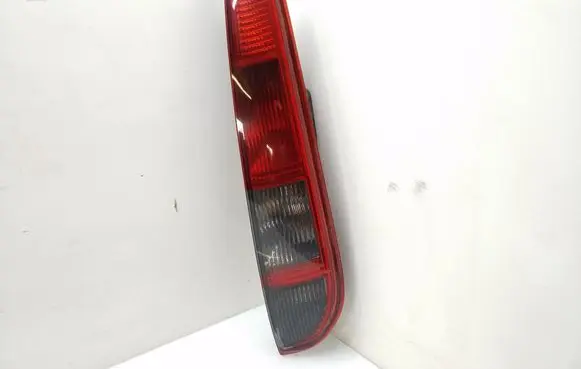 Ford Focus Rear/tail lights 4M5113N004C