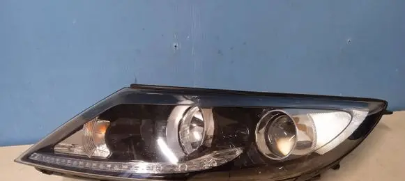 KIA Sportage Headlight/headlamp 921013U310 921013UXXX