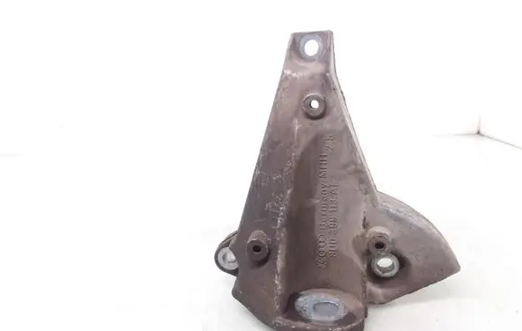 Audi A4 S4 B5 8D Gearbox mounting bracket 8D0399113AT