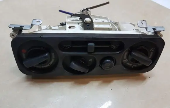 Mitsubishi Pajero Sport I Climate control unit