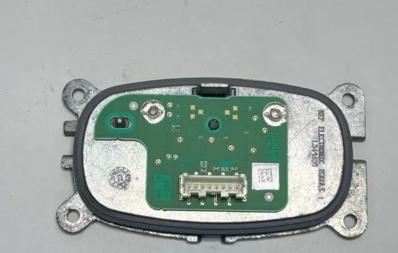 Volkswagen T-Roc Light module LCM L260247