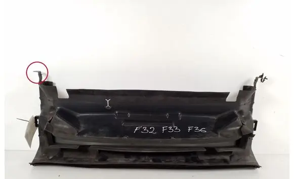 BMW 4 F32 F33 Intercooler air channel guide 51747290609