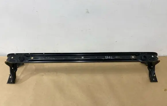 Volvo V40 Radiator support slam panel bracket 
