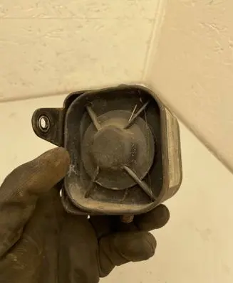 Chrysler PT Cruiser Alarm system siren P05107068AA 39754D 35107068AA
