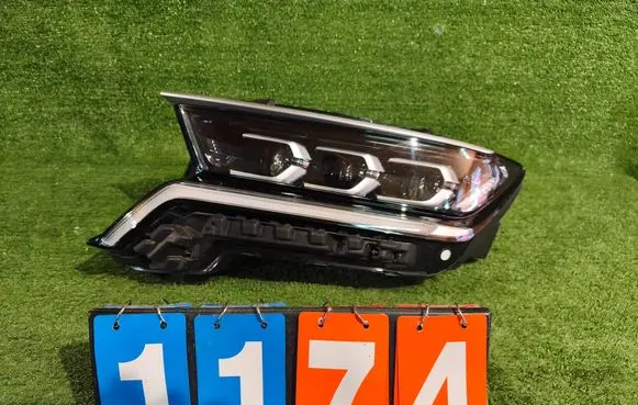 KIA Sorento IV Headlight/headlamp G12LM04 L009G122Q2T 92101P2120