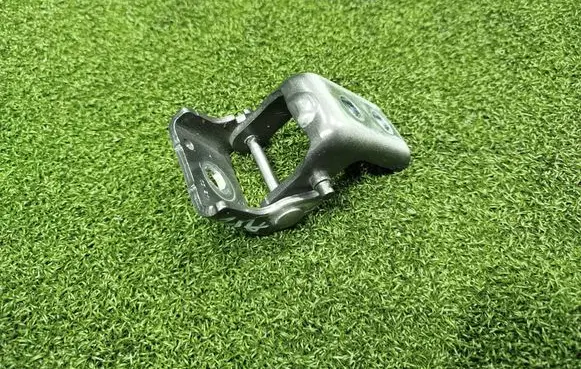Peugeot 3008 II Rear door upper hinge 1608322680