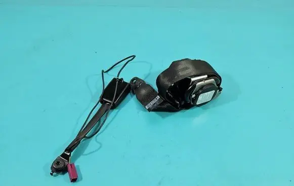 Ford Focus Front seatbelt BM5161295-ADW IMPRK1478517