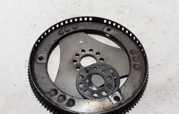 Audi A6 S6 C6 4F Flywheel 059105323AG