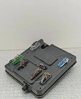 Renault Megane III Central body control module 284B17156R S180180030
