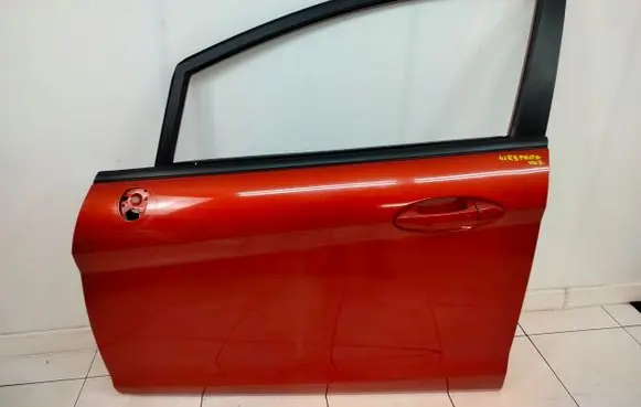 Ford Fiesta Front door 