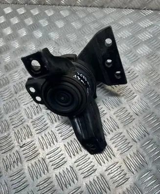 KIA Sorento Engine mount bracket 218102P950 1305070266