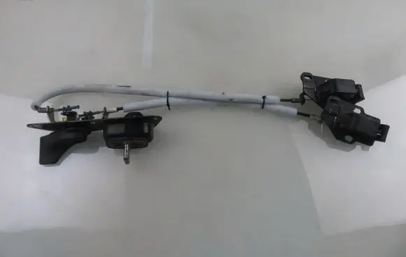Peugeot Partner Tailgate/trunk/boot lock/latch/bracket 