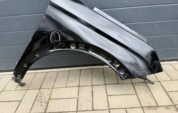 Peugeot 5008 II Fender CZESCICARSPL002