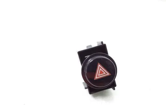 Toyota Auris E180 Hazard light switch 8433202300