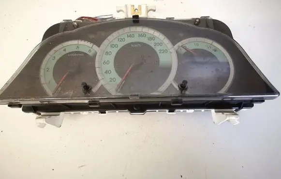 Toyota Corolla Verso AR10 Speedometer (instrument cluster) 838000F060L