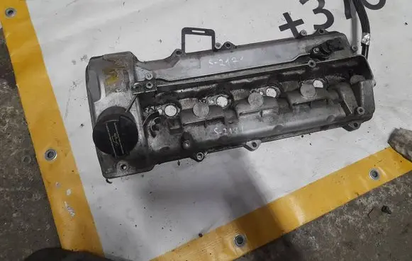 Mercedes-Benz ML W164 Rocker cam cover a6290160605 6290160605