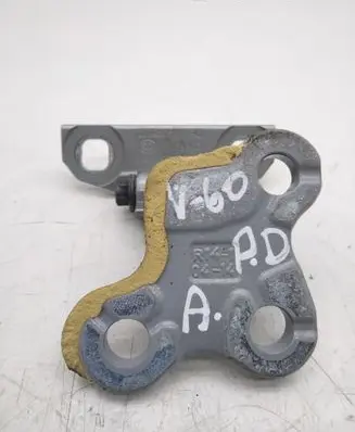 Volvo V60 Front door lower hinge 
