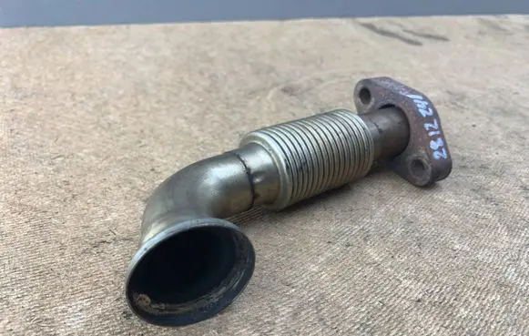 BMW 5 E39 EGR valve line/pipe/hose 11712463463 2463463 11712249934