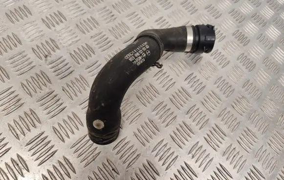 Audi A8 S8 D4 4H Engine coolant pipe/hose 4H0121101AD