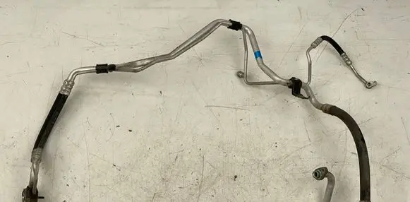 KIA Sportage Air conditioning (A/C) pipe/hose 977753U000