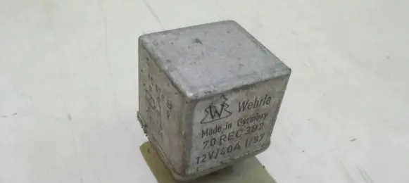 Volkswagen PASSAT B5 Other relay 70rec392