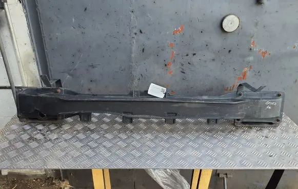 Hyundai Genesis Rear bumper support beam 