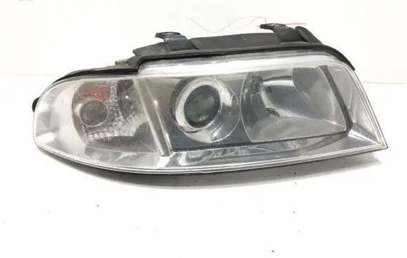 Audi A4 S4 B5 8D Headlight/headlamp 8D0941030AK
