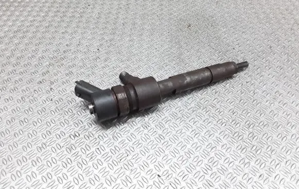 Opel Zafira B Fuel injector 0445110276