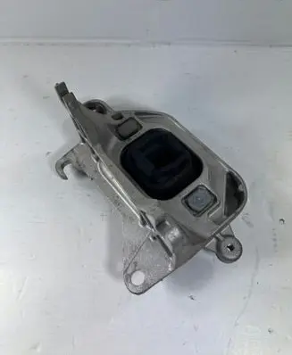 Renault Megane IV Gearbox mounting bracket