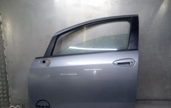 Fiat Punto (199) Front door