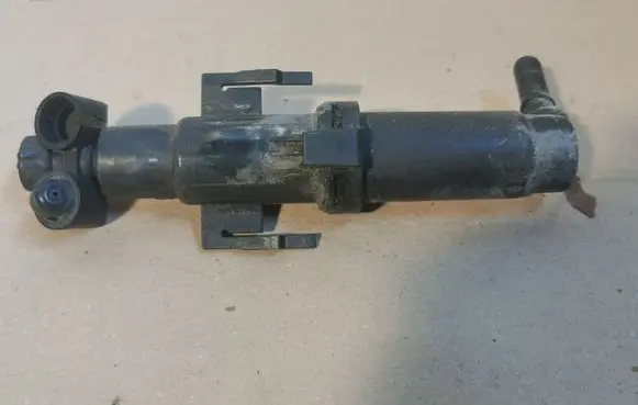 BMW 7 F01 F02 F03 F04 Headlight washer spray nozzle 7178744