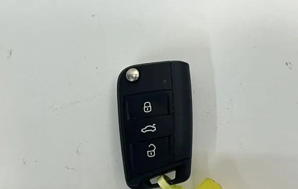Volkswagen T-Roc Ignition key/card 