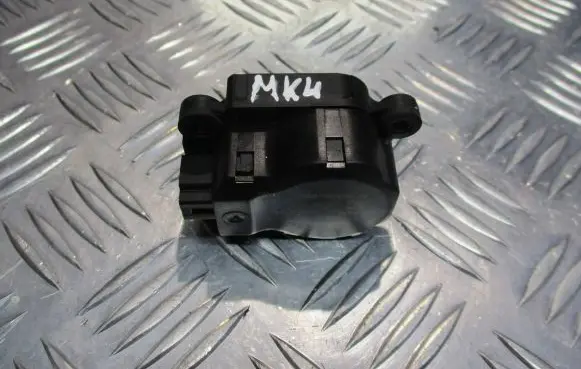 Ford Mondeo MK IV Central body control module 3M5H-19E616-AB