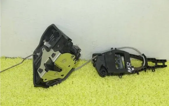 Front door lock