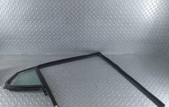 KIA Optima Rear vent window glass 835412T000 834272T010