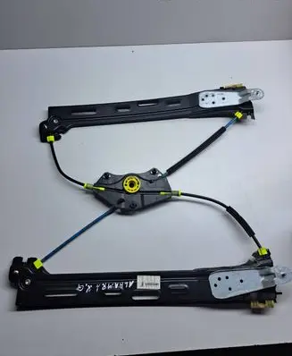 Seat Alhambra (Mk2) Sliding door electric window regulator 7n0843699