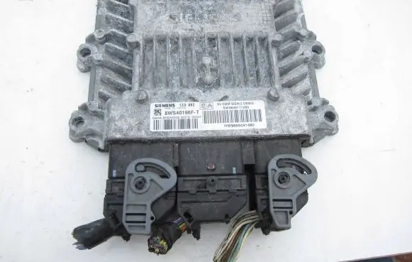Peugeot 407 Engine control unit/module 9656171280 5WS40196F