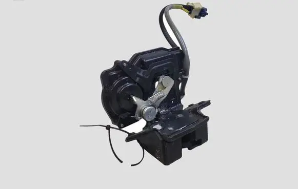 Toyota Avensis T250 Tailgate/trunk/boot lock/catch/latch