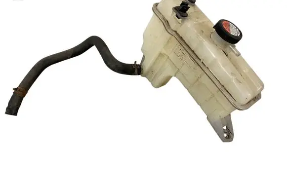 Toyota RAV 4 (XA40) Coolant expansion tank/reservoir