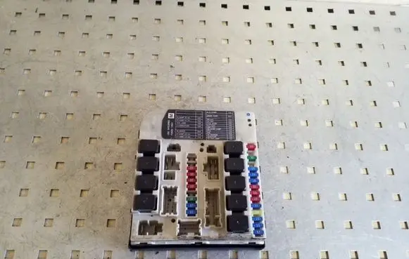 Nissan X-Trail T31 Fuse box set