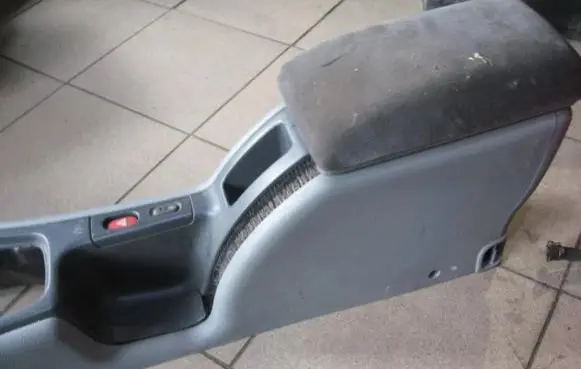 Renault Laguna I Armrest 7700421436