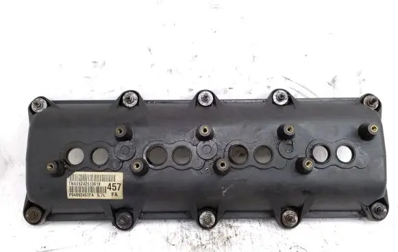 Chrysler 300 - 300C Rocker cam cover P04892457FA