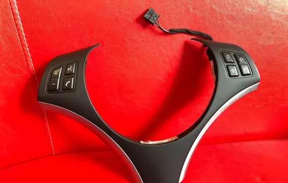 BMW 1 E81 E87 Steering wheel 9123289