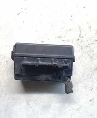 Toyota Avensis T250 Fuse module 8386P1