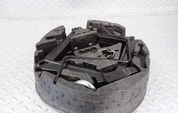 Opel Astra H Tool set 13255681 13255682