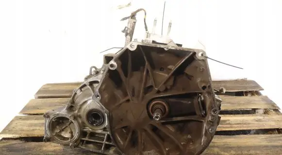 Honda FR-V Manual 6 speed gearbox SJV3-1001188