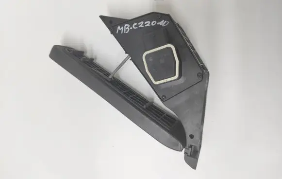 Mercedes-Benz C W204 Accelerator throttle pedal A2043000004