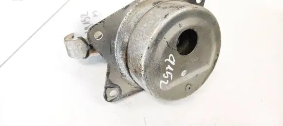 Opel Signum Engine mount bracket V046400903