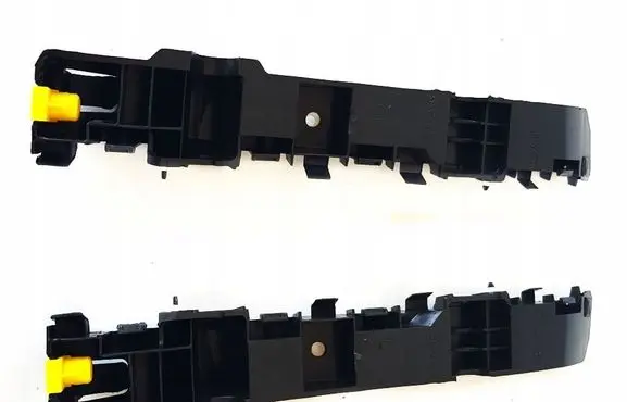 Opel Corsa E Rear bumper mounting bracket 39085590