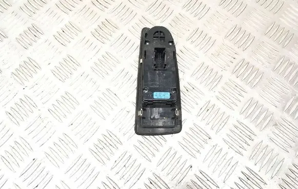 BMW 1 E81 E87 Electric window control switch 6952021 0442A101